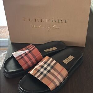 Burberry Black and Plaid Slide Sandals 48 hr Sale for likers!!